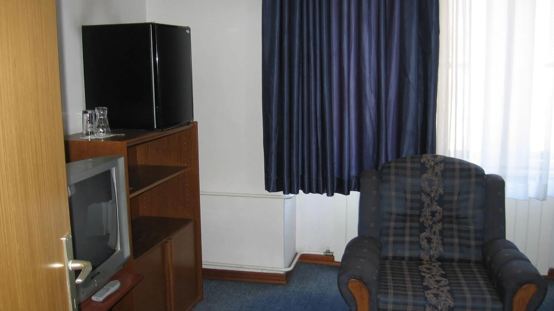 Hotel Veli Joze Pula 2*,  Kroatien